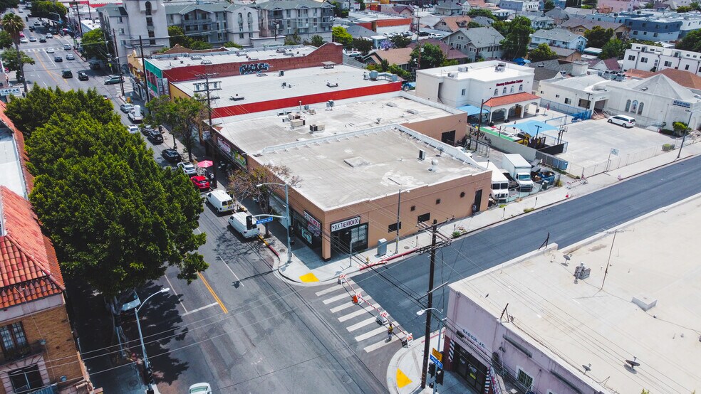 2546-2554 W Pico Blvd, Los Angeles, CA à vendre - Photo du bâtiment - Image 2 de 9