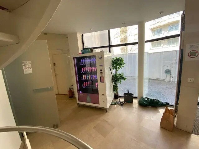 Bureau dans Bagnolet à louer - Photo du bâtiment - Image 3 de 5