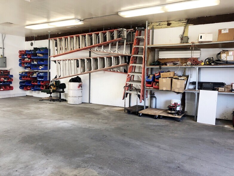 5230 E 12th St, Oakland, CA à vendre - Photo du bâtiment - Image 3 de 16