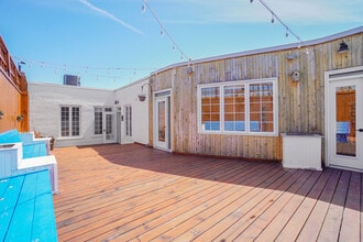 7604-7606 Rue Saint-Hubert, Montréal, QC for lease Building Photo- Image 1 of 28