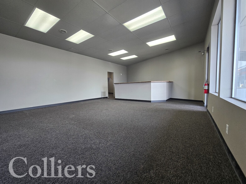 615-671 Blue Lakes Blvd N, Twin Falls, ID for lease - Building Photo - Image 3 of 4