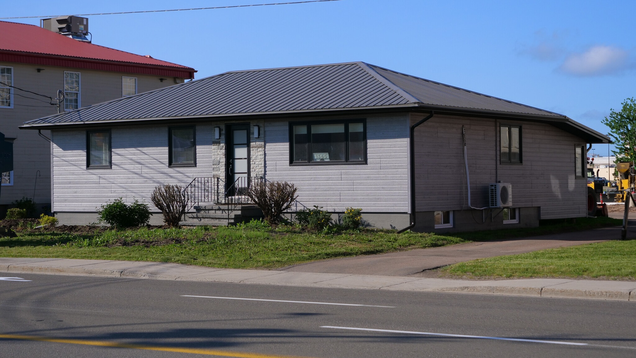 1345 Mountain Rd, Moncton, NB for sale Primary Photo- Image 1 of 1