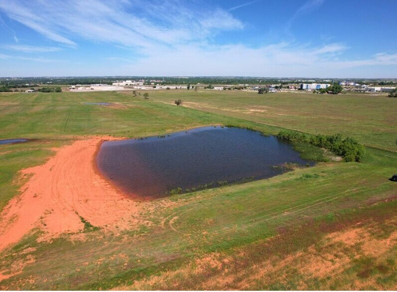 25-11-21, Elk City, OK à vendre - Aérien - Image 2 de 5