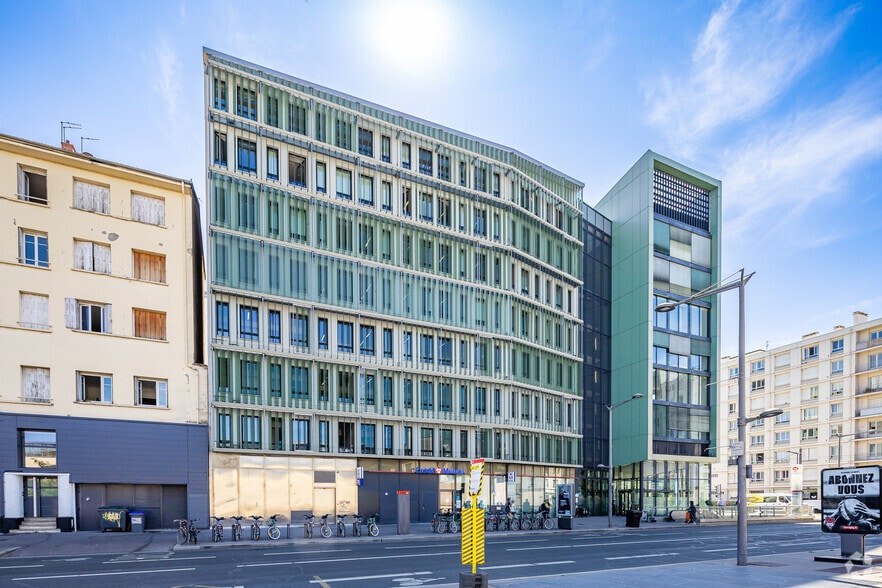 67-69 Avenue Debourg, Lyon à louer - Photo du bâtiment - Image 3 de 23
