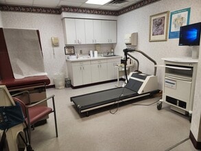 329 Belleville Ave, Bloomfield, NJ for lease Building Photo- Image 2 of 16