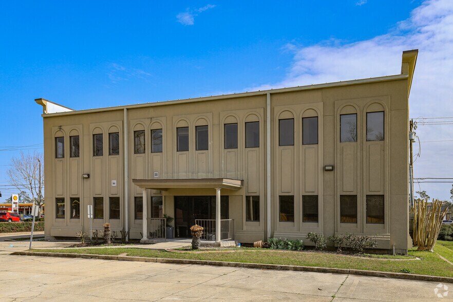 3327 Pontchartrain Dr, Slidell, LA à louer - Photo principale - Image 1 de 4