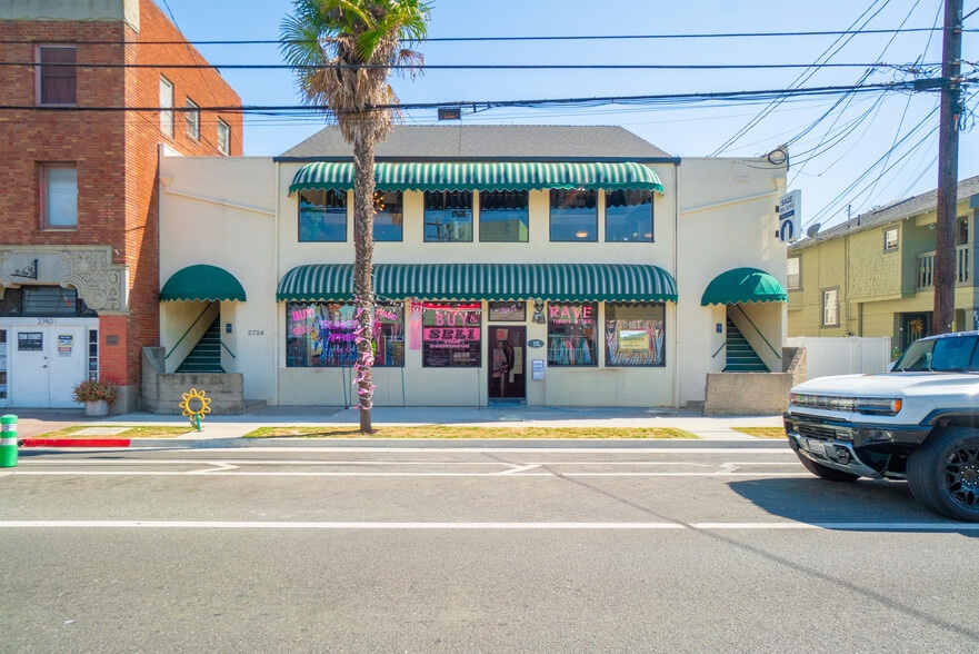 2734 E Broadway, Long Beach, CA for lease - Building Photo - Image 1 of 12