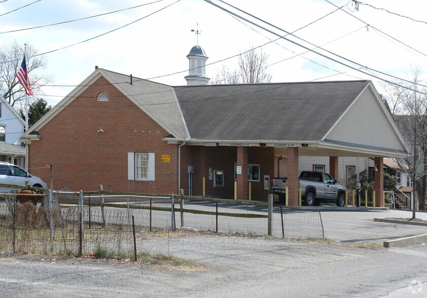 835 N 4th St, Sunbury, PA for sale - Building Photo - Image 2 of 2
