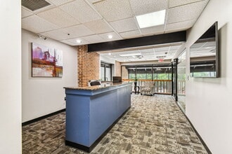 2701 W Busch Blvd, Tampa, FL for lease Interior Photo- Image 2 of 16