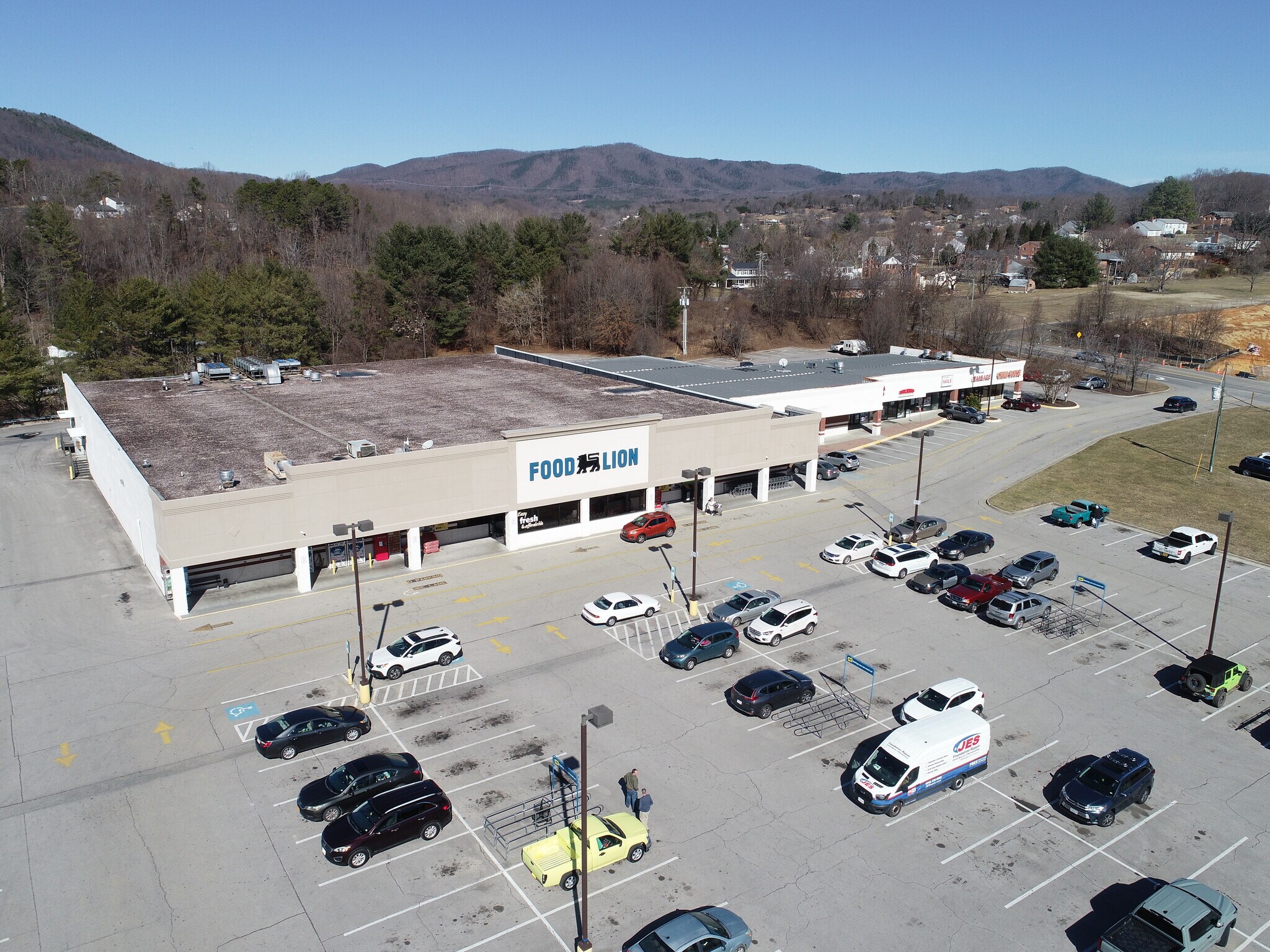 1651 Blue Ridge Blvd, Troutville, VA for lease Building Photo- Image 1 of 20