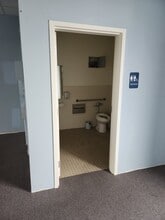 4430-4450 N Tenaya Way, Las Vegas, NV à louer Photo intérieure- Image 1 de 3