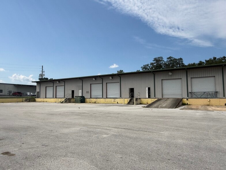 5042 W Highway 40, Ocala, FL for lease - Building Photo - Image 2 of 2