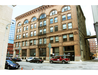 Plus de détails pour 312 E Buffalo St, Milwaukee, WI - Bureau, Commerce de détail à louer