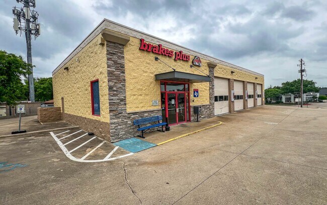 More details for 700 Glade Rd, Colleyville, TX - Retail for Sale