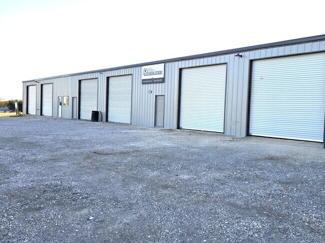 Plus de détails pour 6404 FM 1715 F, Lampasas, TX - Local d'activités à louer