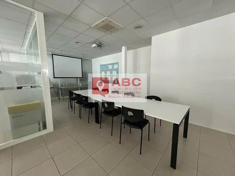 Office in Pérols for lease - Interior Photo - Image 2 of 5