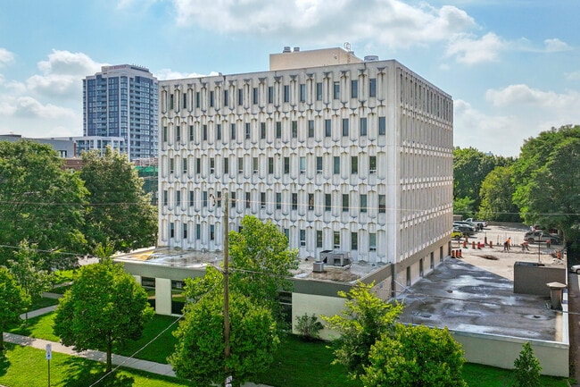 More details for 111 Waterloo St, London, ON - Office for Lease