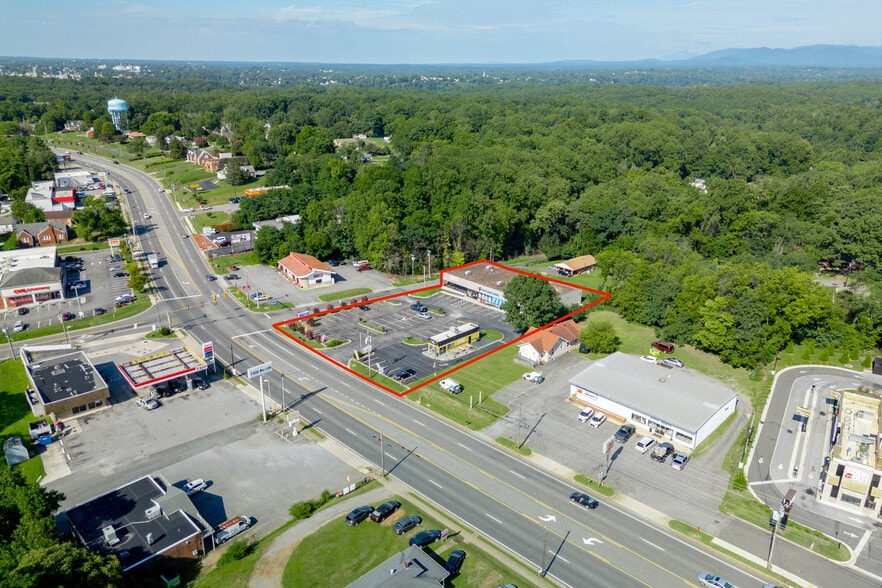 4846 S Amherst Hwy, Madison Heights, VA for lease - Aerial - Image 3 of 29