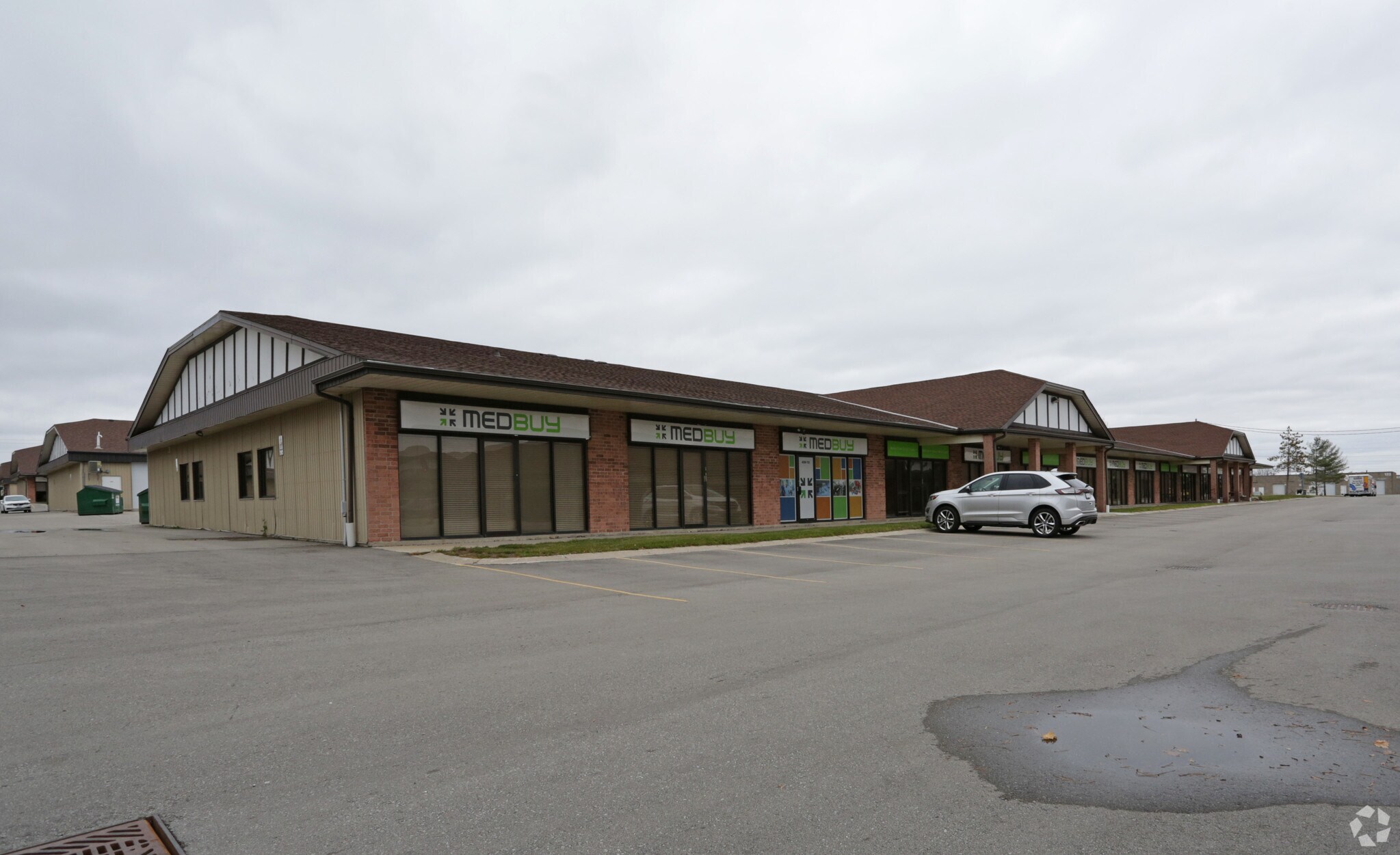 4053-4056 Meadowbrook Dr, London, ON for lease Primary Photo- Image 1 of 3
