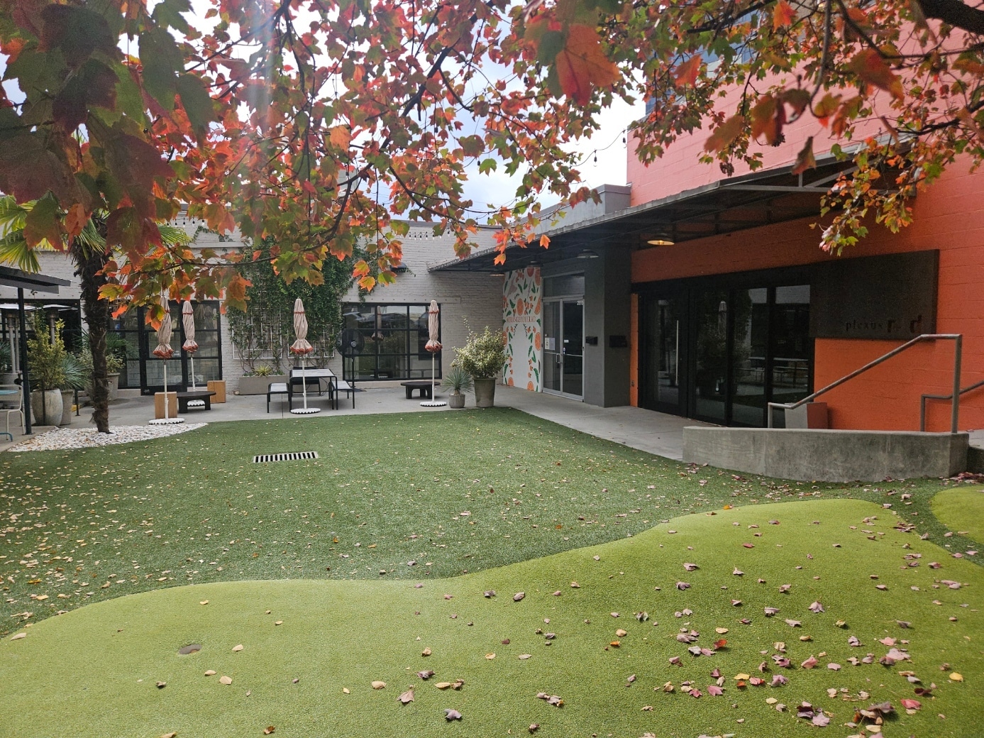 914 Howell Mill Rd NW, Atlanta, GA à louer Photo principale- Image 1 de 23