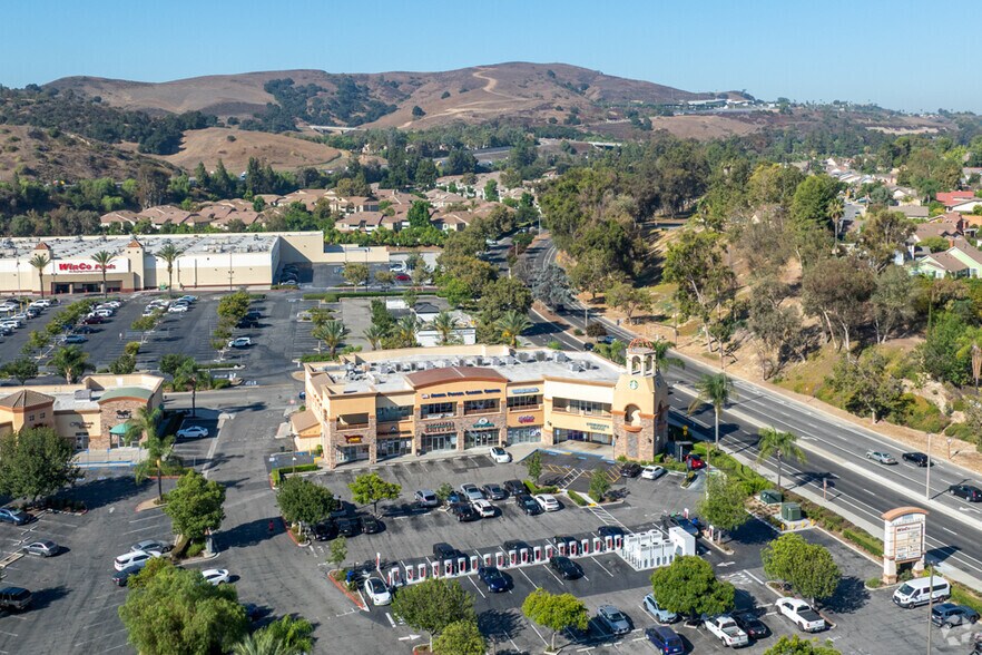 68 Rio Rancho Rd, Pomona, CA à louer - Aérien - Image 3 de 3