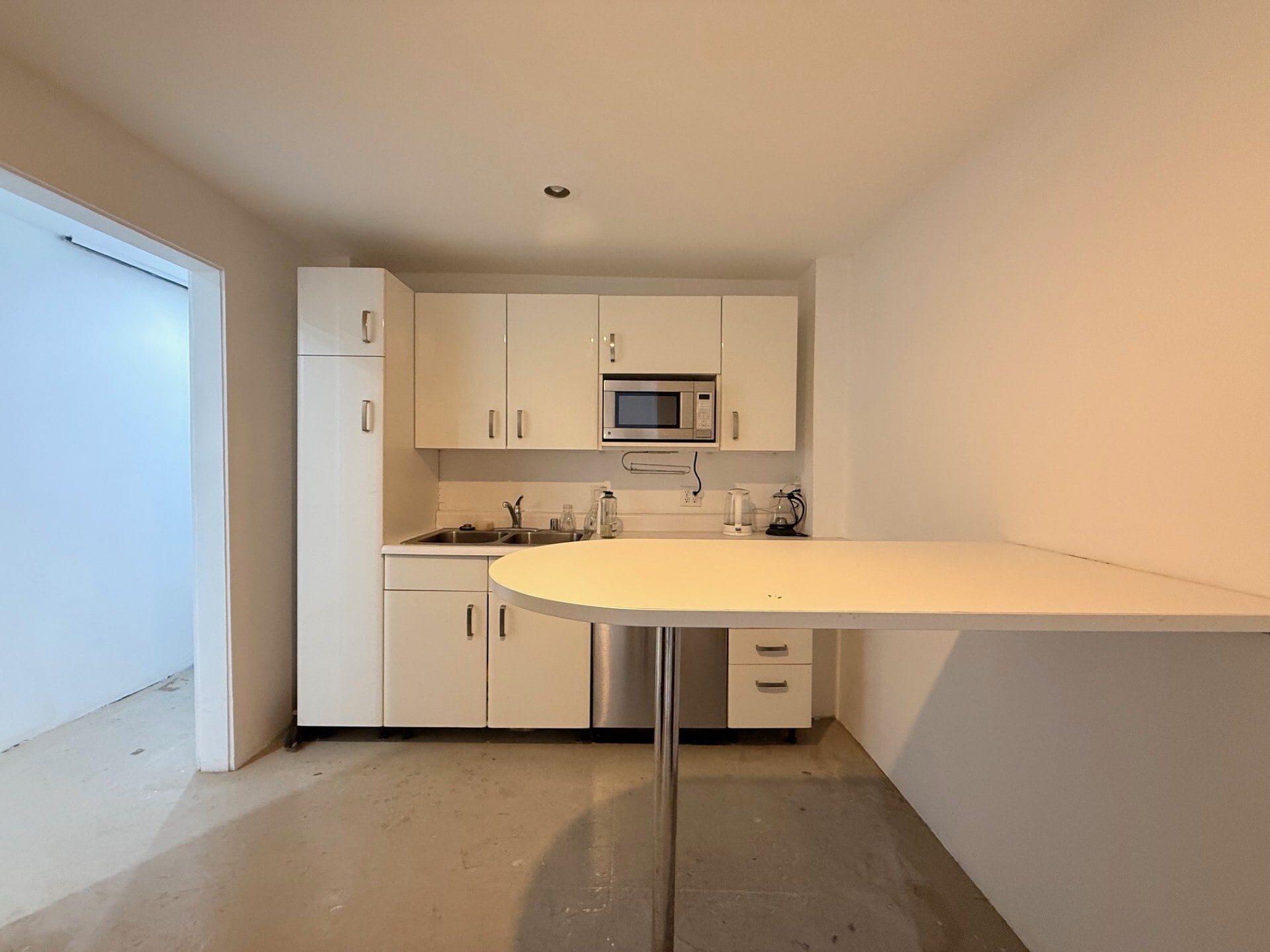 200 Westminster Ave, Venice, CA à louer Photo intérieure- Image 1 de 8