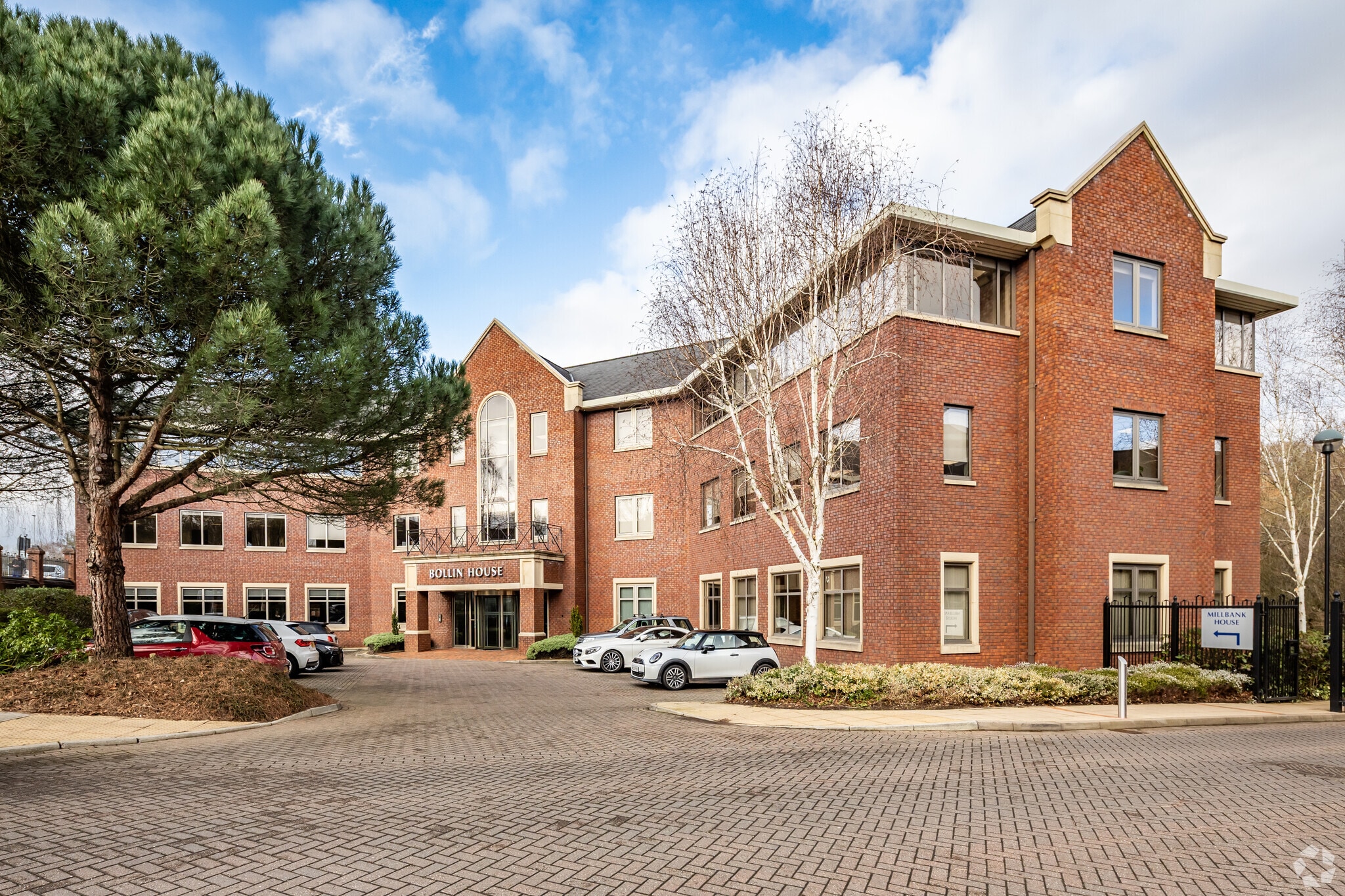Bollin Walk, Wilmslow for lease Primary Photo- Image 1 of 16