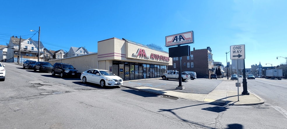 459 W Broad St, Hazleton, PA for lease - Building Photo - Image 2 of 5