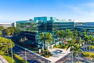 Plus de détails pour 550 W Cypress Creek Rd, Fort Lauderdale, FL - Bureau à louer