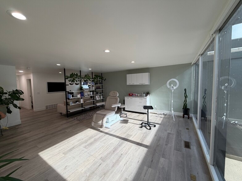 1549 S 1100 E, Salt Lake City, UT for lease - Building Photo - Image 3 of 18