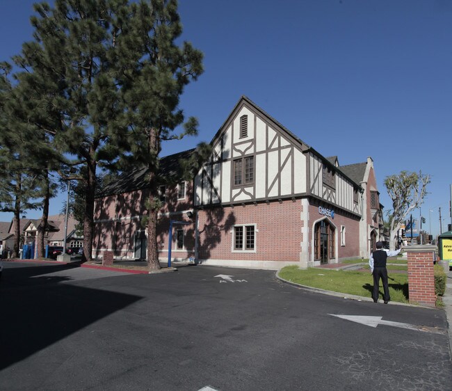 Plus de détails pour 14011 Beach Blvd, Westminster, CA - Commerce de détail à vendre