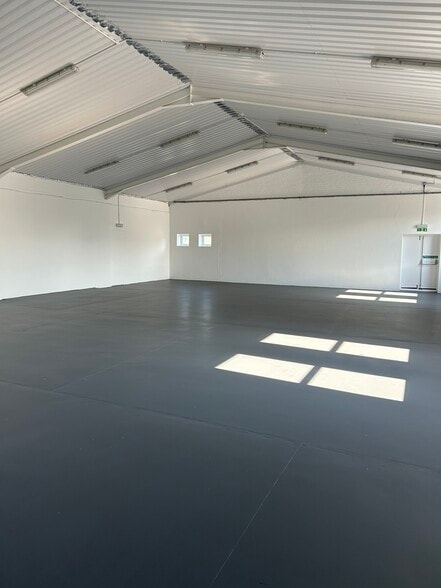 Dominion Way West, Worthing à louer - Photo du bâtiment - Image 3 de 8