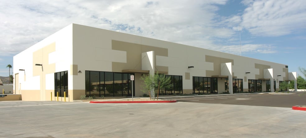 6007 S 40th St, Phoenix, AZ for lease - Building Photo - Image 2 of 4