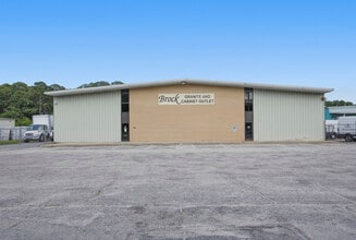 2321 Hope Mills Rd, Fayetteville, NC à louer Photo intérieure- Image 1 de 11