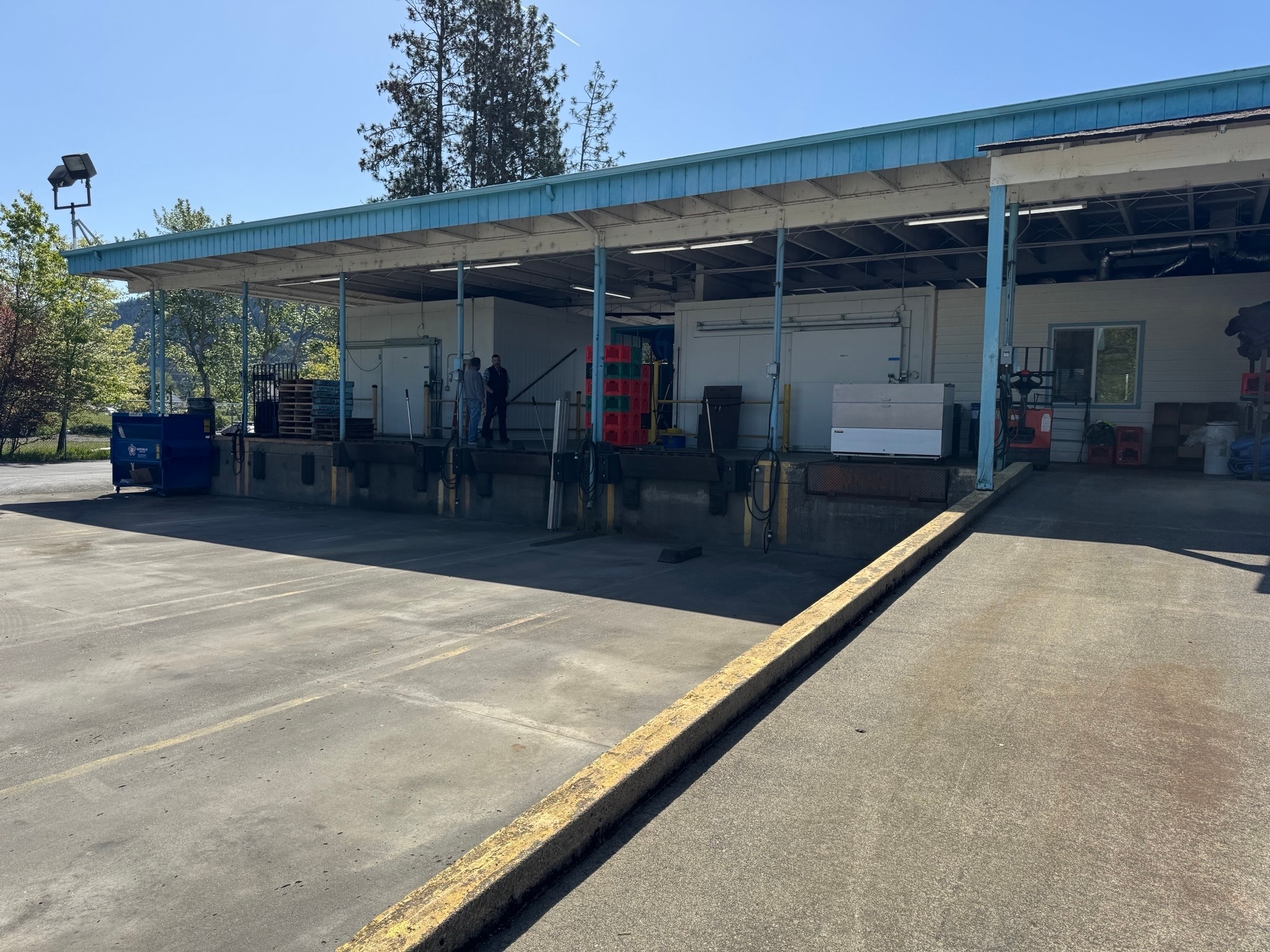 1686 SE N St, Grants Pass, OR for lease Primary Photo- Image 1 of 2