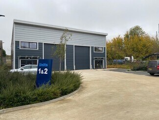 Plus de détails pour Alms Close, Huntingdon - Industriel à louer