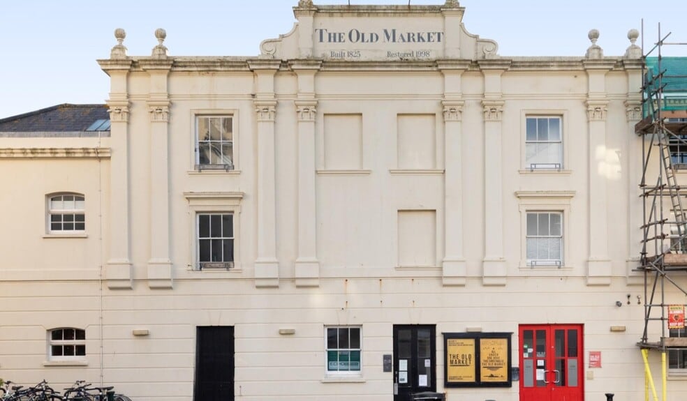 11 Upper Market St, Hove à louer - Photo du bâtiment - Image 2 de 26