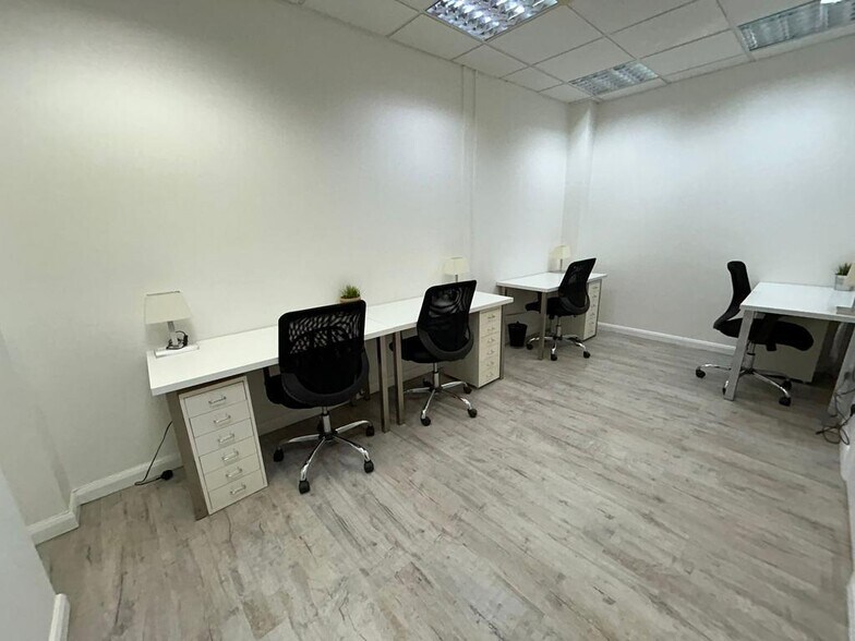 23-27 Redan Pl, Londres à louer - Photo du bâtiment - Image 2 de 20