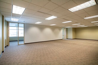 10200 Innovation Dr, Milwaukee, WI à louer Photo intérieure- Image 2 de 6