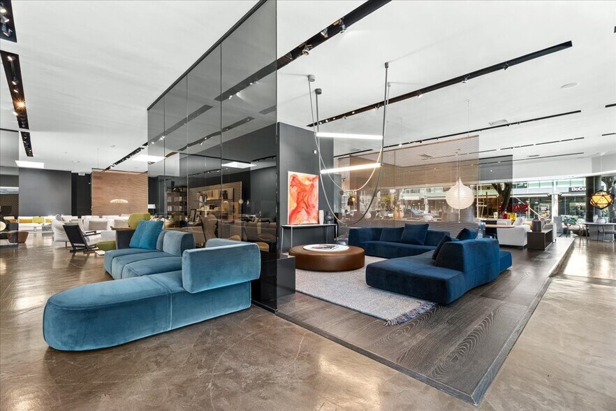 8801 Beverly Blvd, Los Angeles, CA à louer - Photo du bâtiment - Image 3 de 7