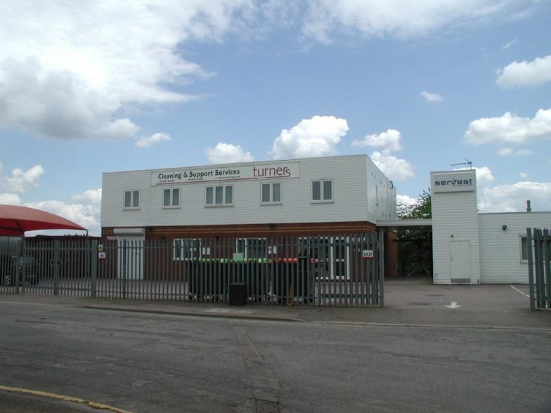 Leyden Rd, Stevenage for lease - Building Photo - Image 1 of 7