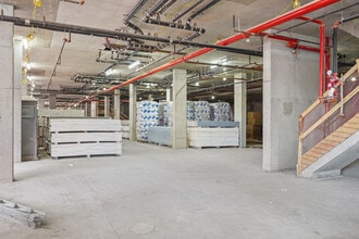 325 Bond Street, Brooklyn, NY à louer Photo intérieure- Image 2 de 3