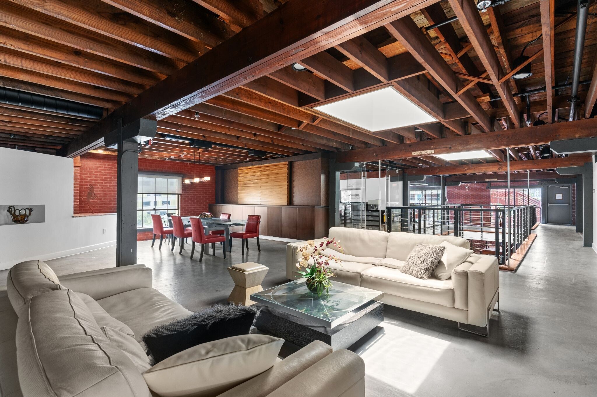 1121 E Twiggs St, Tampa, FL à louer Photo principale- Image 1 de 24