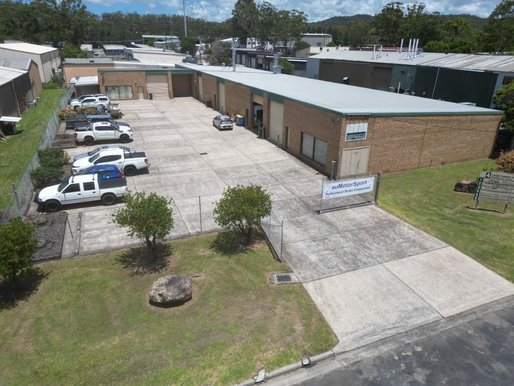 4 Craftsman Ave, Berkeley Vale for lease Primary Photo- Image 1 of 3