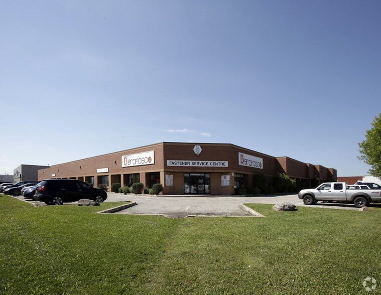 26 Mcewan Dr, Caledon, ON à louer - Photo principale - Image 1 de 2