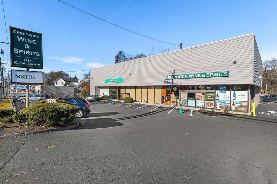 1155 E Putnam Ave, Riverside, CT à louer - Photo du bâtiment - Image 3 de 3