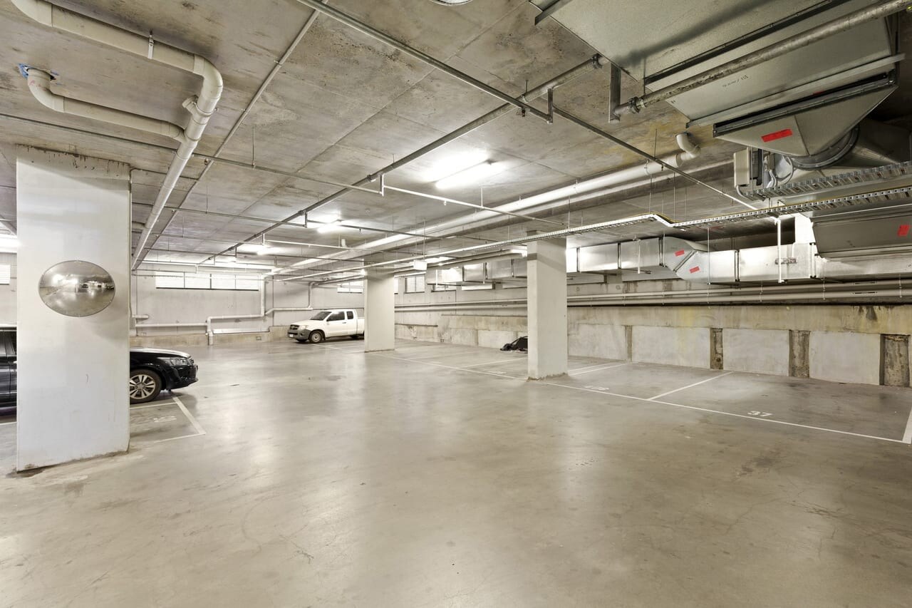 37 Bosisto St, Richmond, VIC 3121 - Unit C01 - - Interior Photo - Image 2 of 17