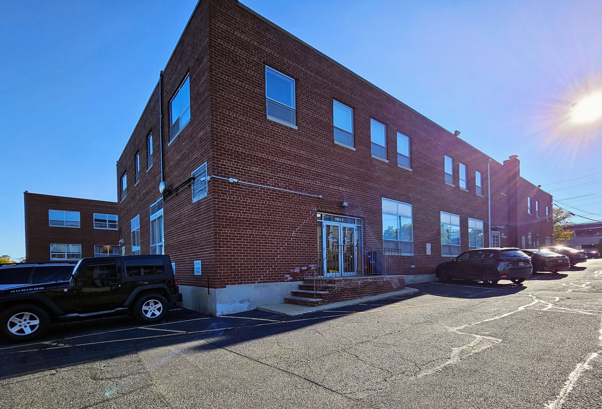 190-210 Sylvan Ave, Englewood Cliffs, NJ à louer Photo du bâtiment- Image 1 de 7