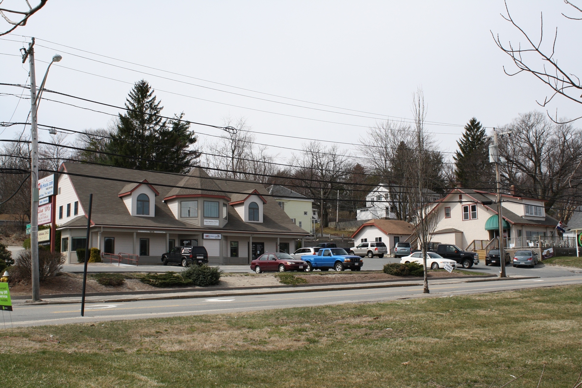 898 Grafton St, Worcester, MA à vendre Photo principale- Image 1 de 1