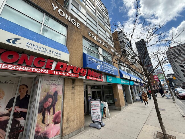 More details for 2401 Yonge St, Toronto, ON - Office for Lease